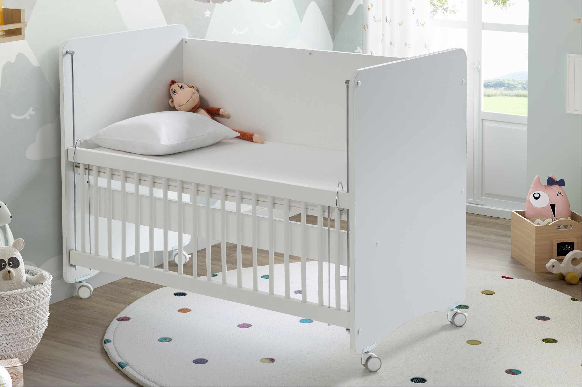 White Mother Side Crib with wheels 120 X60