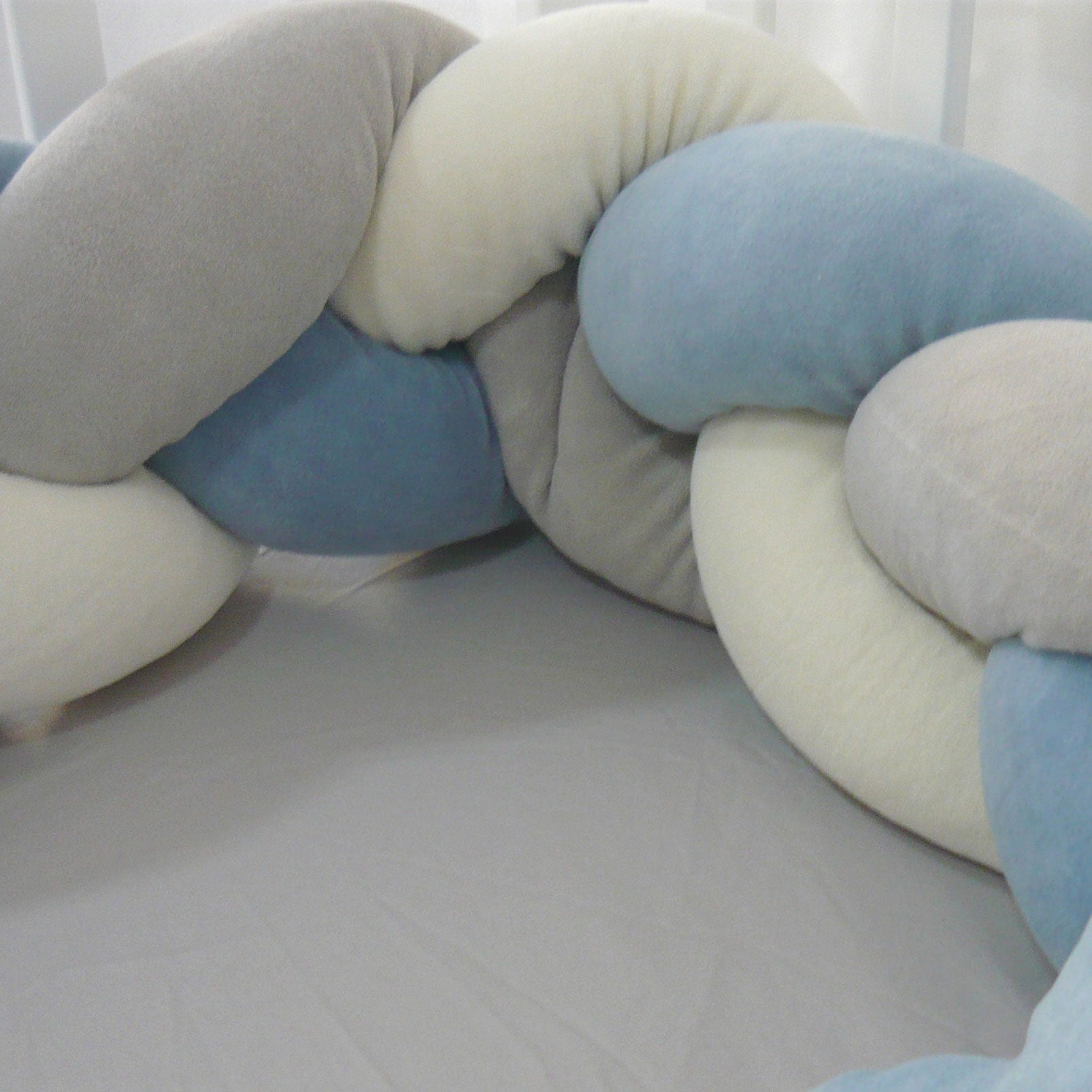 ELMALELLA
- Bella Braided Bedding Set Yale